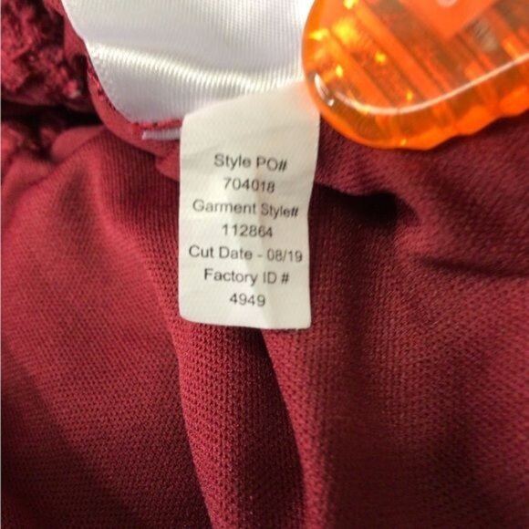 Maurice’s Womens Long Sleeve V Neck Lace Holiday Blouse, Red, size XL - Picture 9 of 9